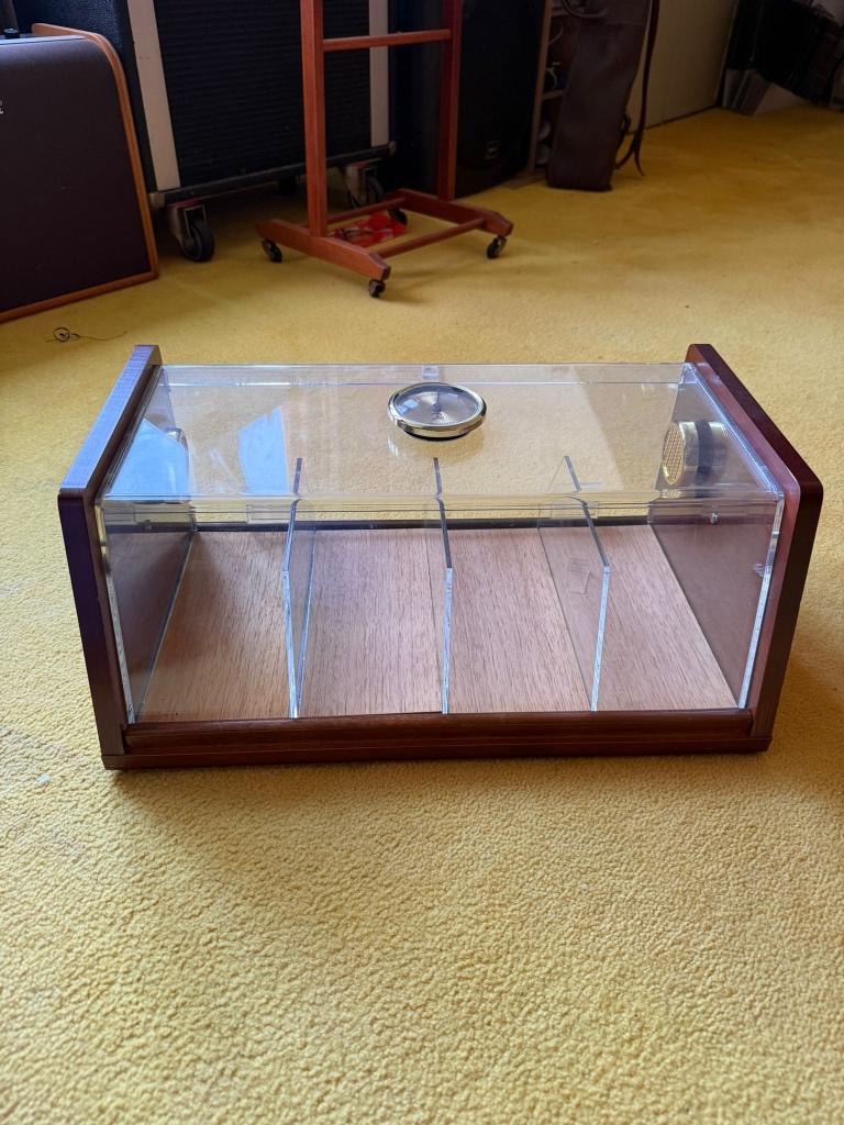 Glasvitrine humidor met hydrometer, Ophalen of Verzenden