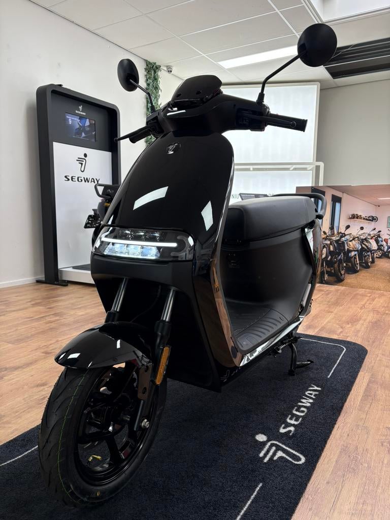 Segway e110S 45Km Glans zwart Nieuw!, Maximaal 45 km/u, Elektrisch, Nieuw, Segway