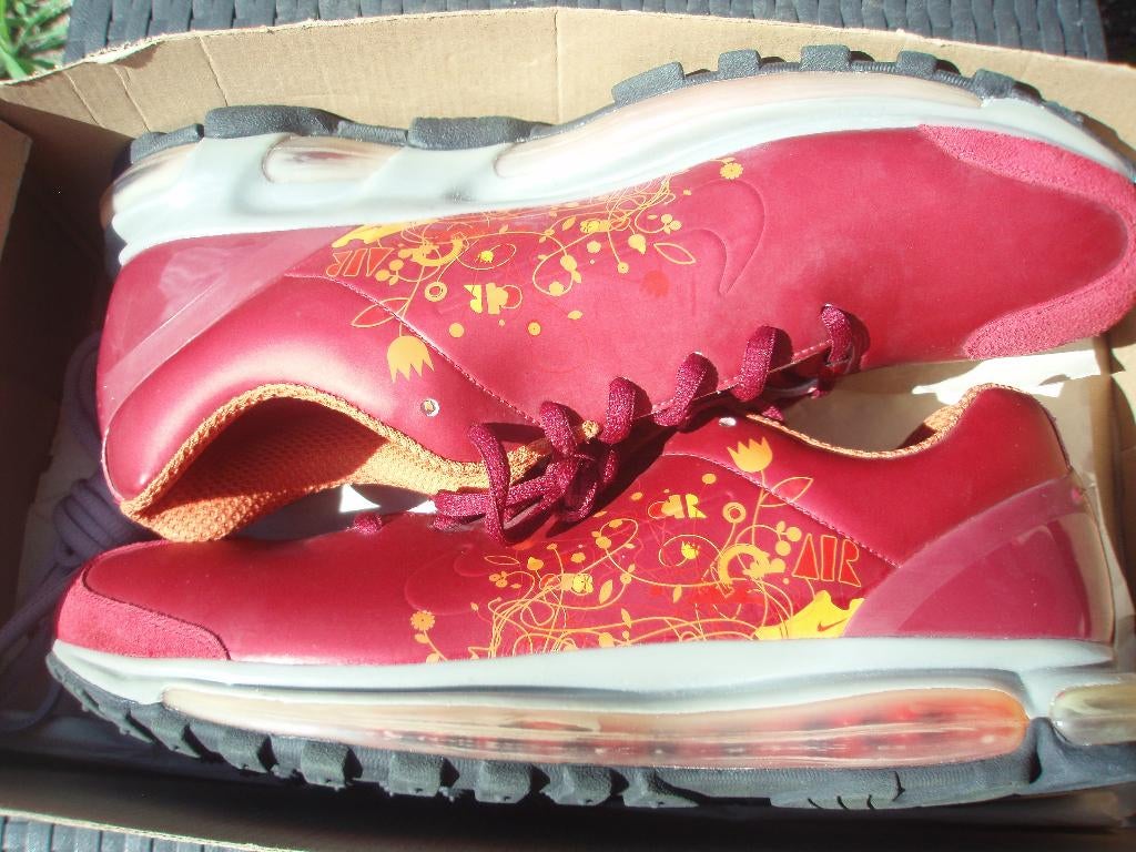 mt 44 air max 03 Powerwall extraordinary Red NIEUW IN DOOS, Kleding | Heren, Schoenen, Verzenden, Wit, Nike, Nieuw