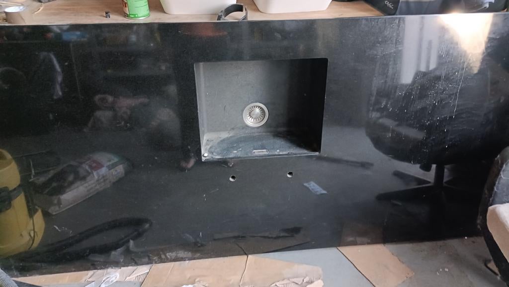 Groot graniet aanrechtblad met spoelbak, Gebruikt, 75 cm of meer, Zwart, Ophalen of Verzenden