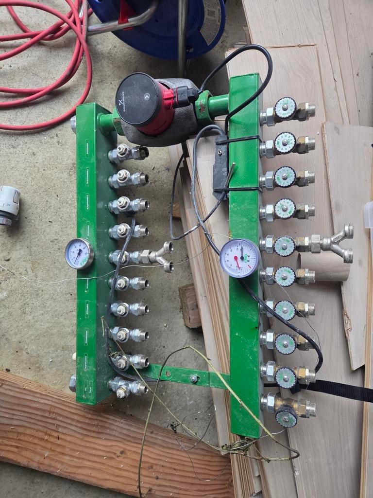 Verdeler voor vloerverwarming, Ophalen of Verzenden, Minder dan 60 cm, Overige typen, Minder dan 30 cm