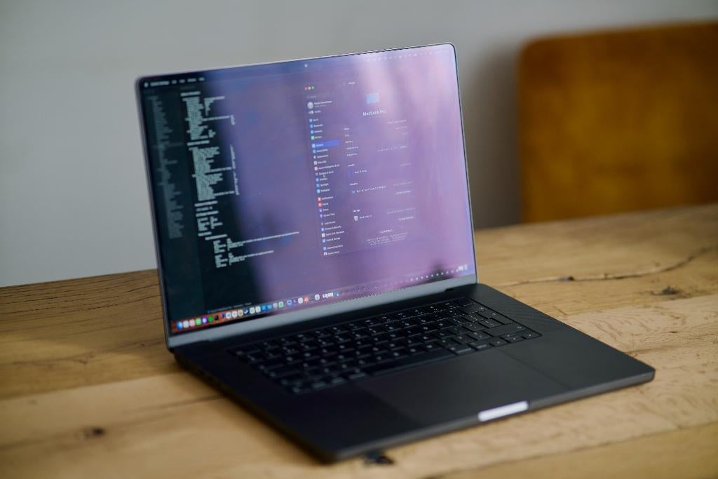 Macbook Pro 2023 16" M3 Max, 36GB, 1TB [AppleCare+ tot aug], 1 TB of meer, Zo goed als nieuw, 16 inch, 4 Ghz of meer