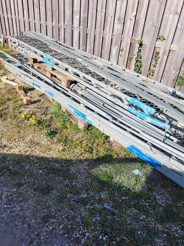 Steigertrappen te koop 3 stuks, Ophalen, Gebruikt, Opvouwbaar of Inschuifbaar, 4 meter of meer