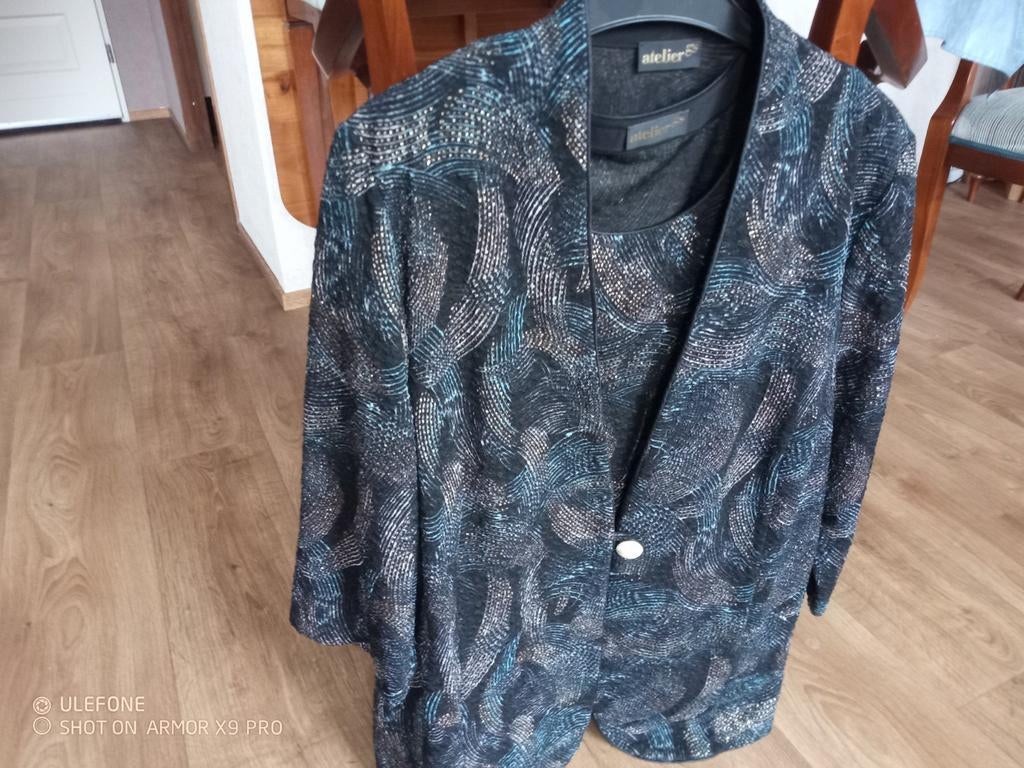 Nieuw, feestelijke blouse met topje 44 G SNIT, Computers en Software, Laptophoezen, Ophalen of Verzenden, 17 inch of meer, Nieuw