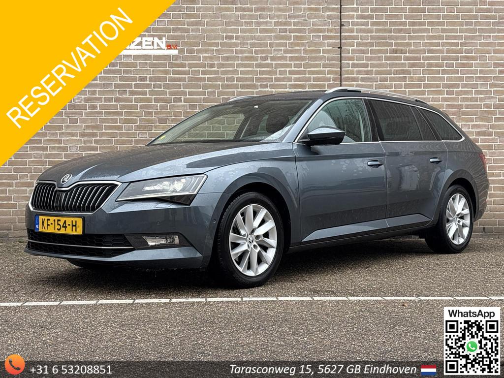 Skoda Superb Combi 1.6 TDI Style Business | Pano | Navi | Cl, Stof, Gebruikt, 4 cilinders, Origineel Nederlands