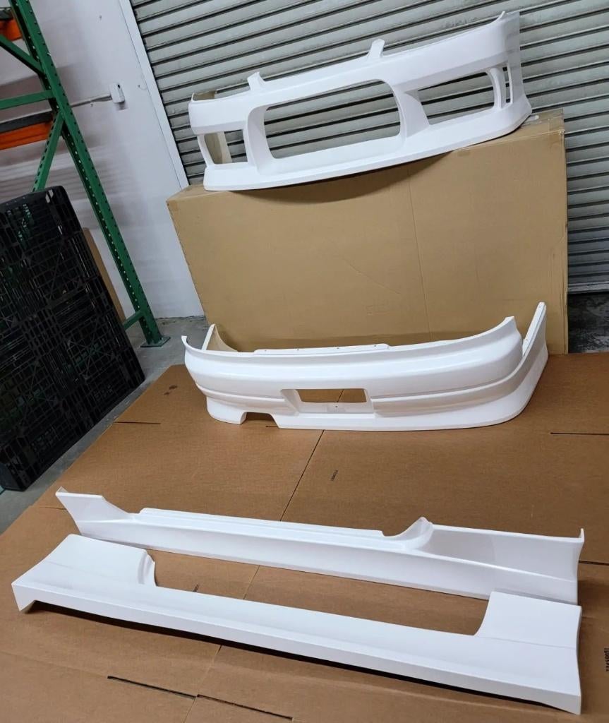 M-Sports bodykit bumper skirts - Nissan 200sx Silvia S15, Auto diversen, Tuning en Styling, Ophalen of Verzenden