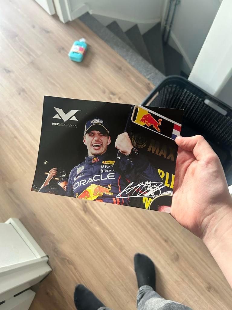 Gesigneerde Max Verstappen Foto, Ophalen of Verzenden, Zo goed als nieuw, Formule 1