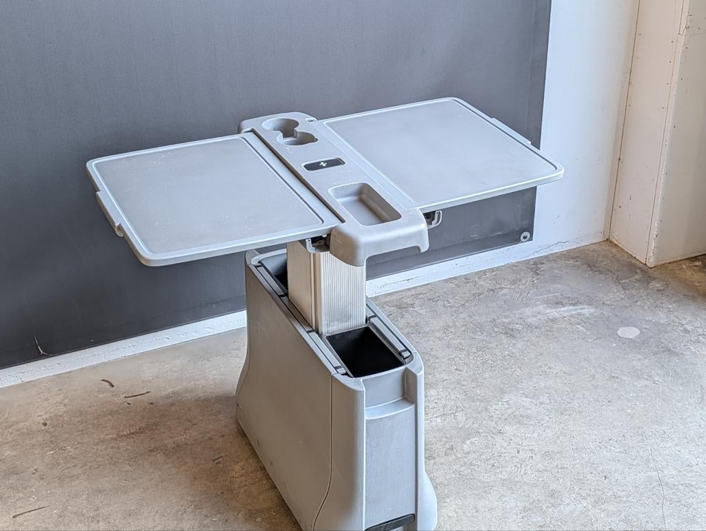 Inklapbaar tafeltje Mercedes Viano W639, Auto diversen, Auto-accessoires, Ophalen