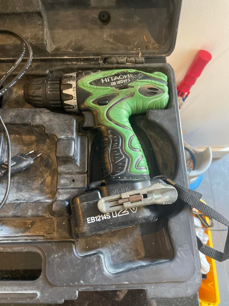 Hitachi 12V Accuboormachine met Accu en Zaklamp, Gebruikt, Variabele snelheid, Ophalen of Verzenden, Boor- en Schroefmachine