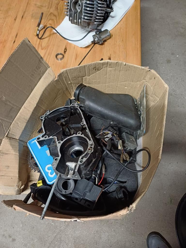 Tomos onderdelen, Auto-onderdelen, Ruiten en Toebehoren, Ophalen of Verzenden