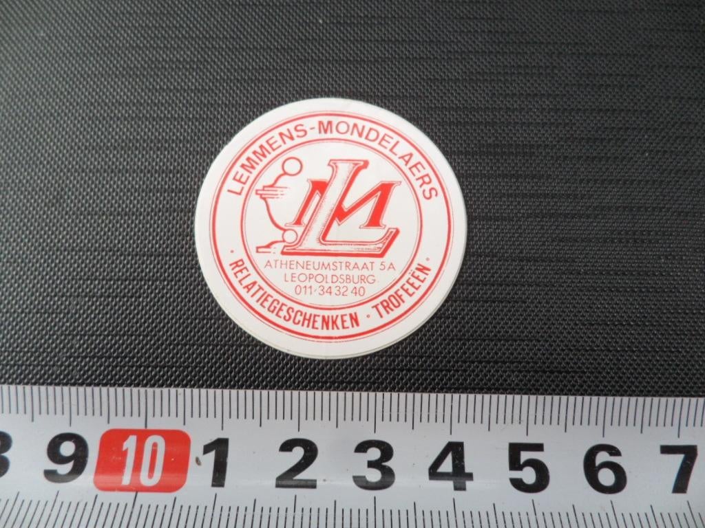 sticker belgië leopoldsburg lemmens-mondelaers trofeeën, Ophalen, Zo goed als nieuw