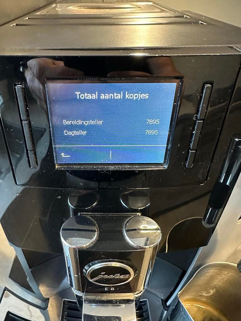 Jura E8 Koffiemachine - Perfecte Koffie!, Witgoed en Apparatuur, Koffiezetapparaten, Ophalen, Afneembaar waterreservoir, Gebruikt