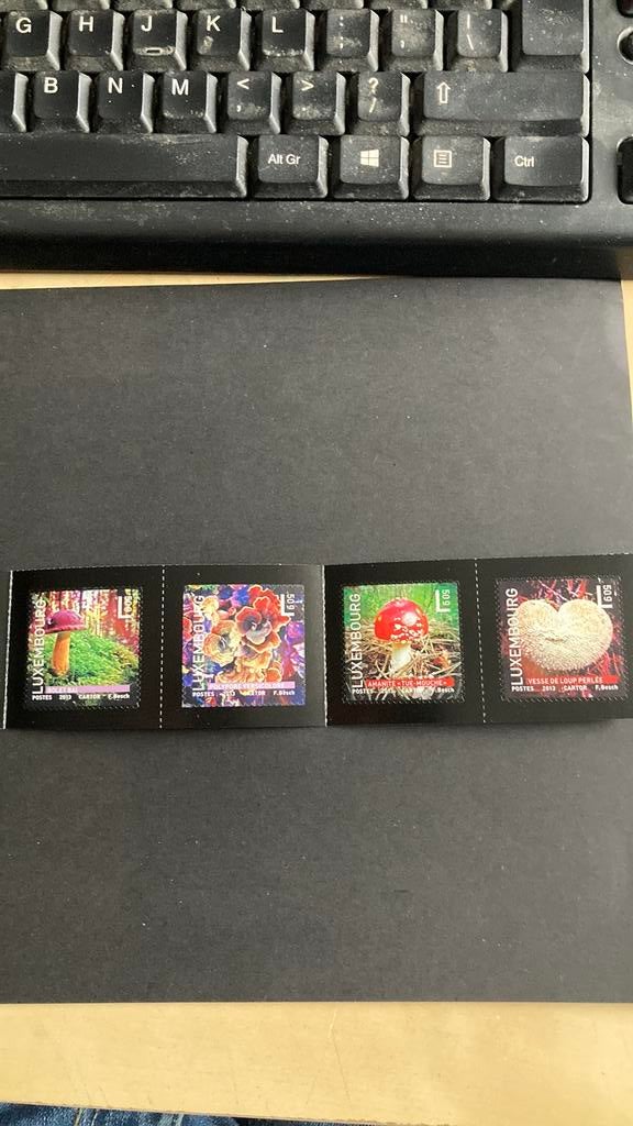 Luxemburg 2035/44 paddenstoelen in boekje post/650, Ophalen of Verzenden, Dier of Natuur