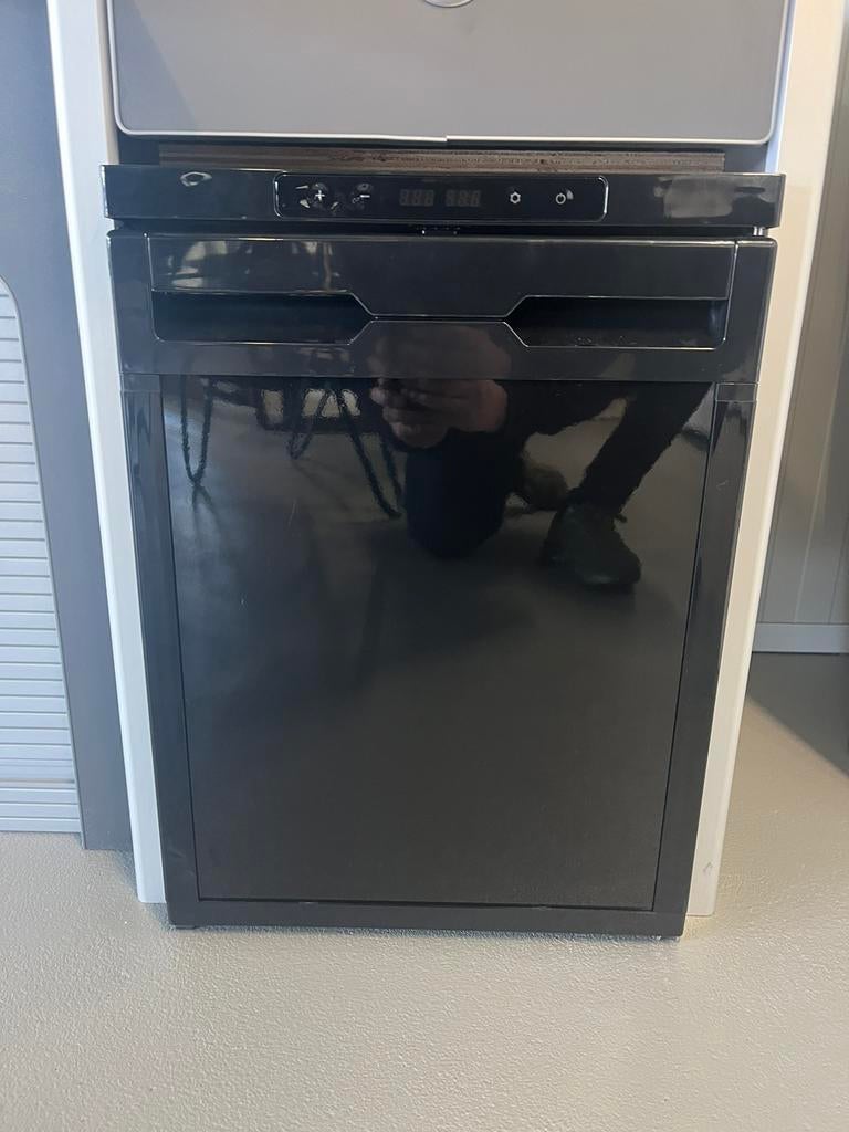 50 liter Compressor koelkast 12/24 volt met vriesvak, Caravans en Kamperen, Camper-accessoires, Ophalen, Nieuw