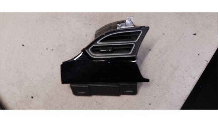 Dashboard sierlijst van een Tesla Model X, Gebruikt, -, Overige automerken, -