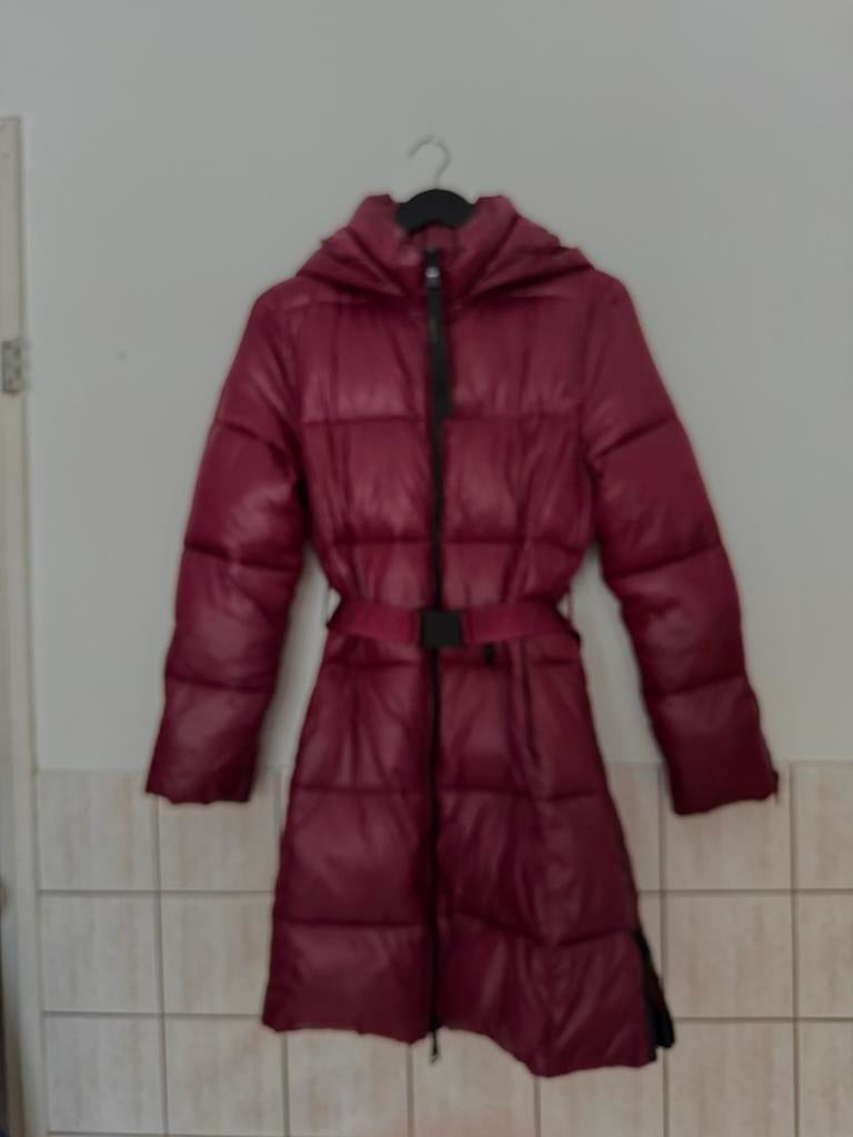 Nanette Bordeaux Rode Winterjas Maat S, Kleding | Dames, Jassen | Winter, Ophalen of Verzenden, Zo goed als nieuw, Maat 36 (S)