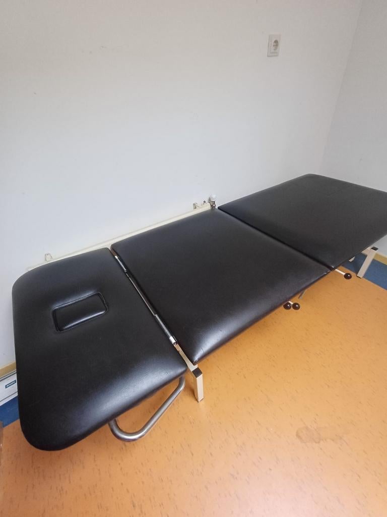 Hydraulische massage tafel, Ophalen, Zo goed als nieuw