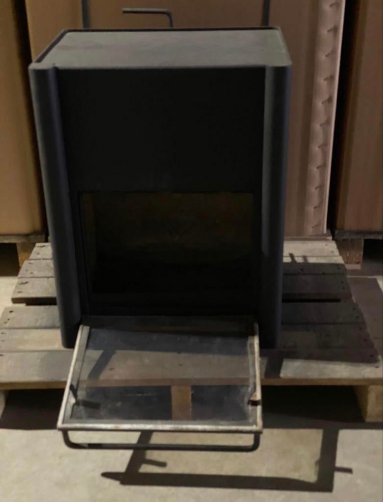 Harrie Leenders HL2 hang haard houtkachel 2,5 - 10 kW, Gebruikt, Houtkachel, Ophalen of Verzenden, Hangend