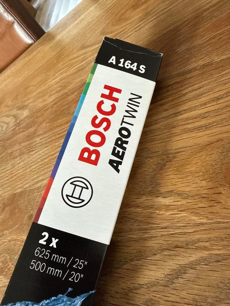 NIEUW Bosch AeroTwin Ruitenwisserset Audi / Volvo, Ophalen of Verzenden, Nieuw, Universele onderdelen