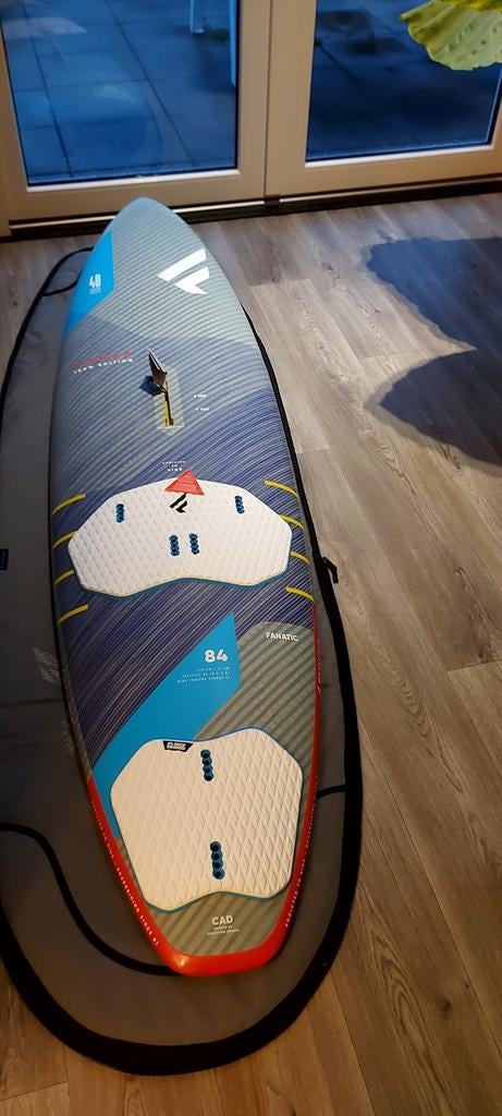 Fanatic Mamba 84 liter, Ophalen, Minder dan 250 cm, Zo goed als nieuw, Met vin(nen)