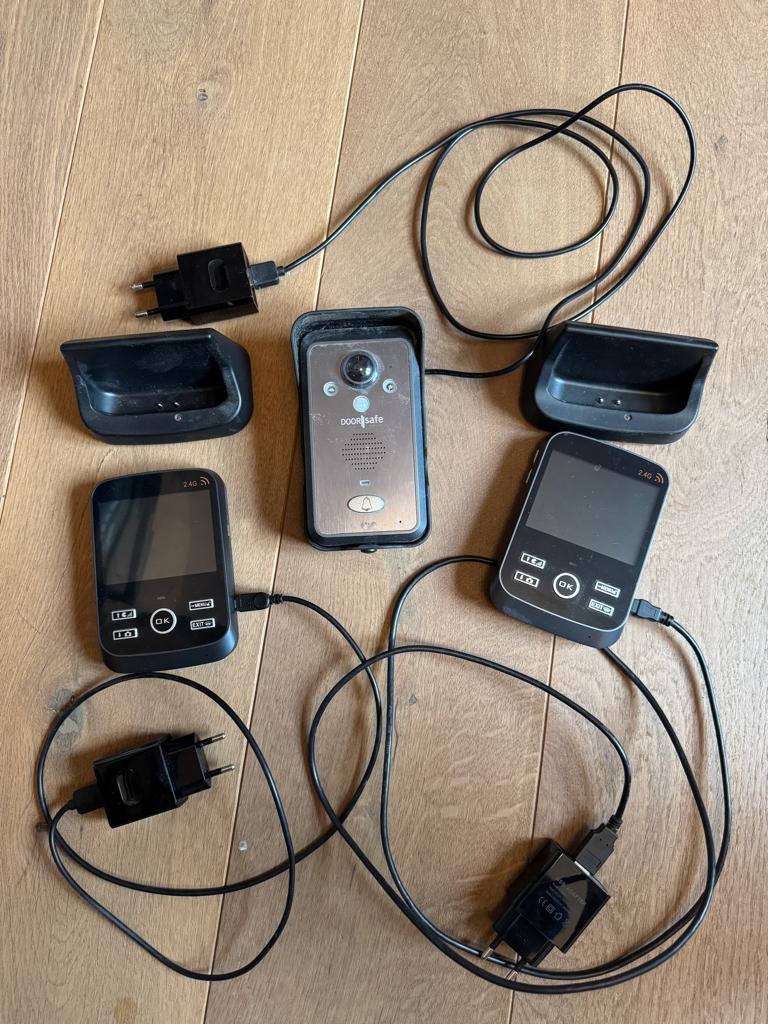 Deurbel met video en spraak, Ophalen, Bewegingsdetectiesensor, Gebruikt, Draadloos