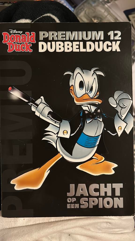 Donald duck Jacht op een spion, Eén stripboek, Ophalen of Verzenden, Gelezen