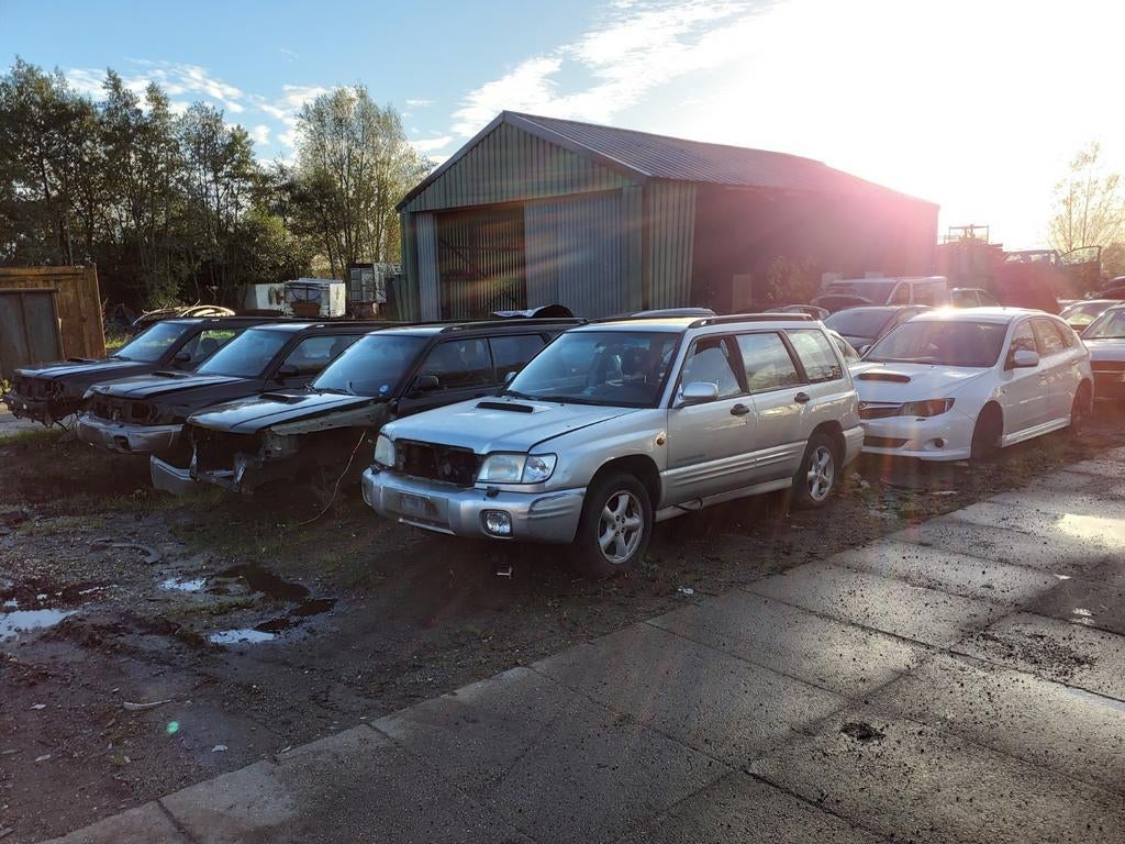 alle plaatwerk impreza, forester, legazy 1998-2013, Ophalen of Verzenden, Gebruikt, Subaru