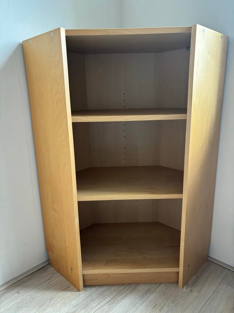 Hoekkast met planken, Ophalen, Met plank(en), Gebruikt, 100 tot 150 cm