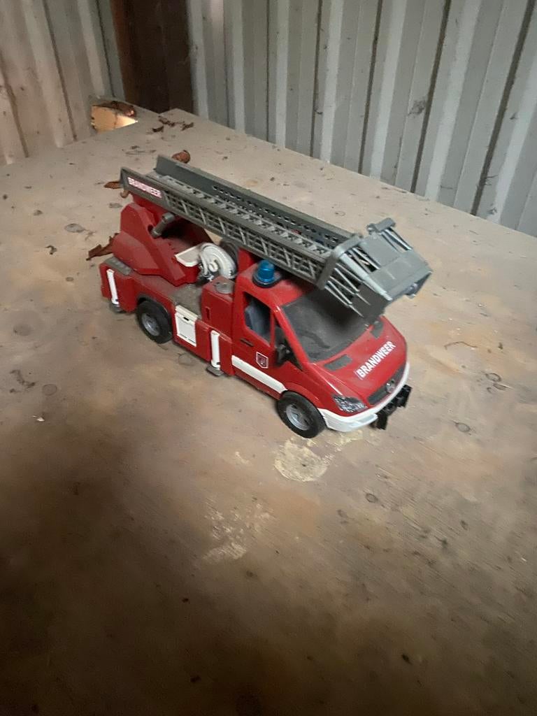 Bruder brandweer wagen, Kinderen en Baby's, Speelgoed | Speelgoedvoertuigen, Ophalen of Verzenden