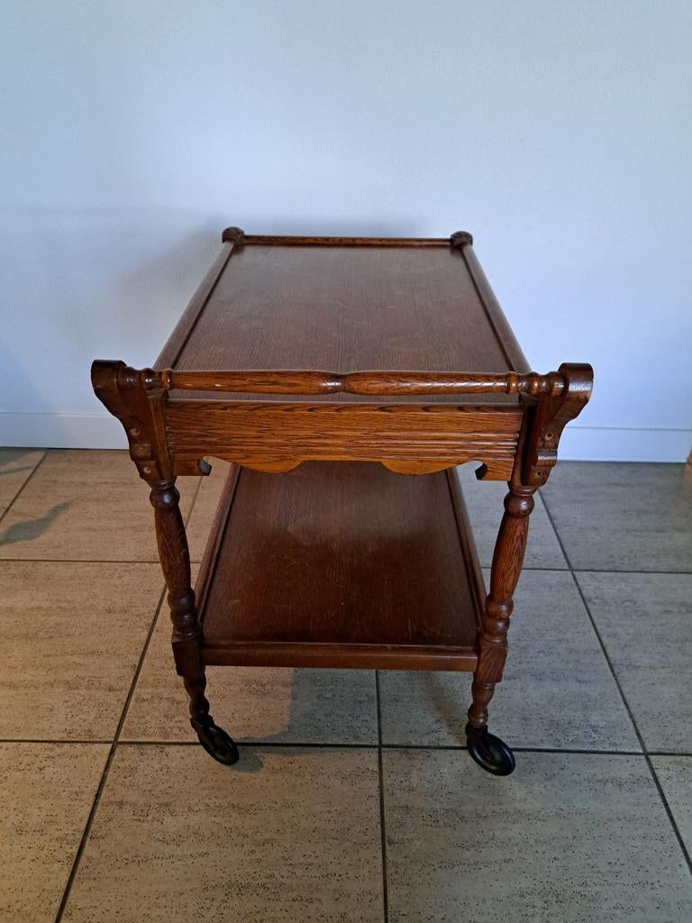 Houten dranken tafeltje/karretje, Ophalen