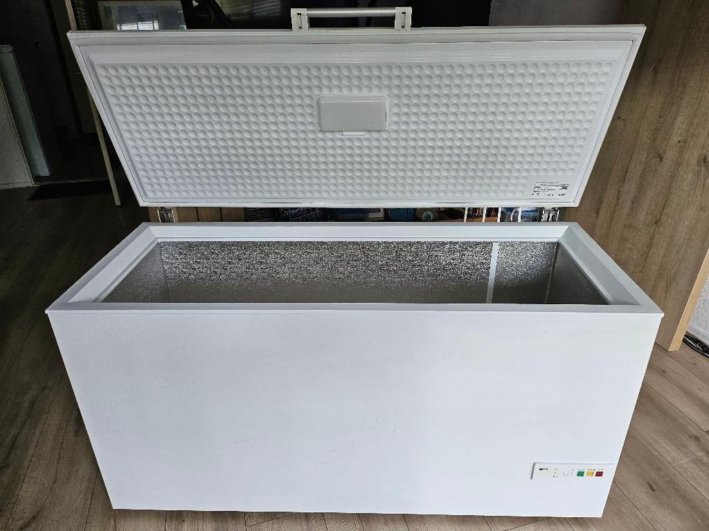 Grote diepvrieskist 368 liter - Ruime en betrouwbare vriezer, Vrieskist, Energieklasse A of zuiniger, Ophalen, 85 tot 120 cm