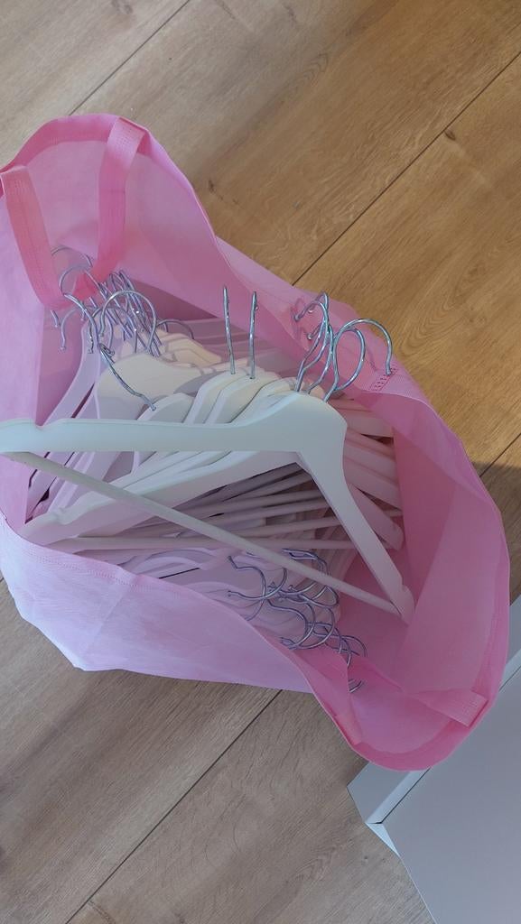 Kledinghangers, Ikea, wit, hout, zo goed als nieuw, Kleding | Dames, Kledinghangers, Ophalen of Verzenden, Zo goed als nieuw, Hout