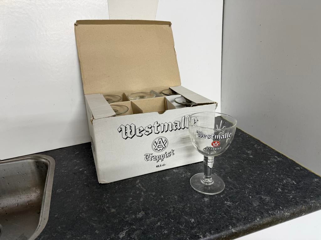 Westmalle Trappist Bierglazen 48,5cl - Nieuw in doos (6 stuk, Ophalen of Verzenden, Nieuw, Glas, Glas of Glazen