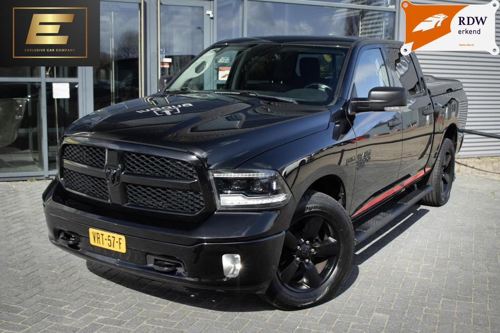 Dodge Ram 1500 4X4 5.7 V8 4x4 Crew Cab | LPG | Alpine | Pano, Automaat, Gebruikt, 5654 cc, Zwart