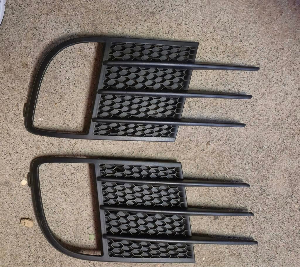 Mistlamp kappen links en rechts golf 6 gti, Gebruikt, Volkswagen, Voor, Ophalen of Verzenden