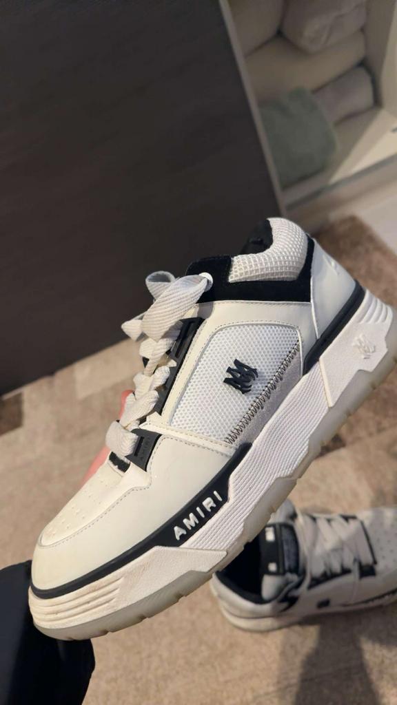 Amiri sneakers wit zwart, Kleding | Heren, Schoenen, Ophalen of Verzenden, Gedragen, Wit, Sneakers of Gympen