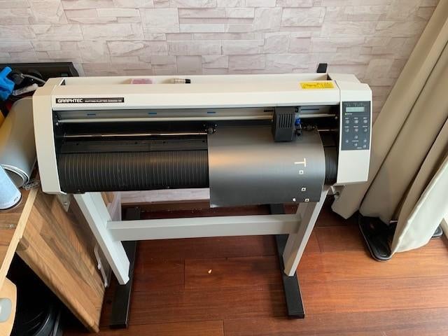 GRAPHTEC CE5000-60 + gratis sihouette cameo, Computers en Software, Ophalen of Verzenden, Zo goed als nieuw, Overige technieken