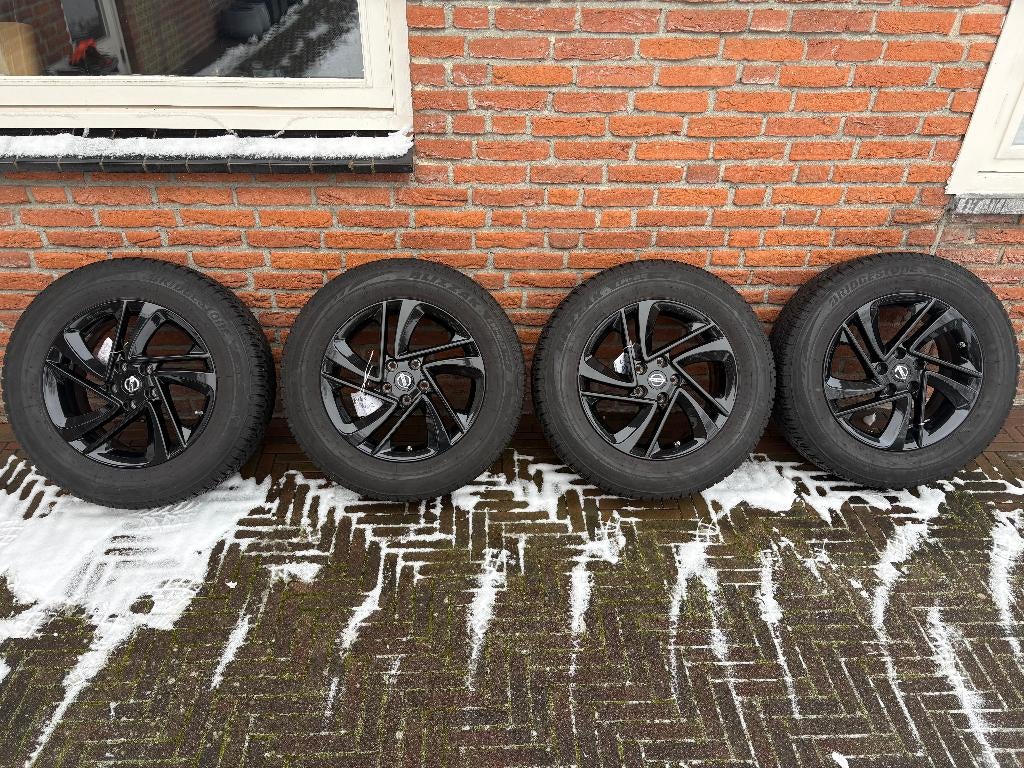 Winterset orig. Nissan Qashqai - Juke - Captur  225/65 R17, Auto-onderdelen, Ophalen, Renault