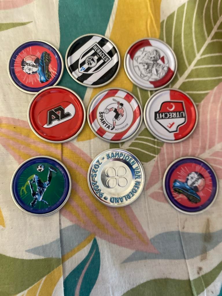 9 voetbal cluppies van de Plus, Ophalen of Verzenden, Gebruikt, Overige binnenlandse clubs, Overige typen