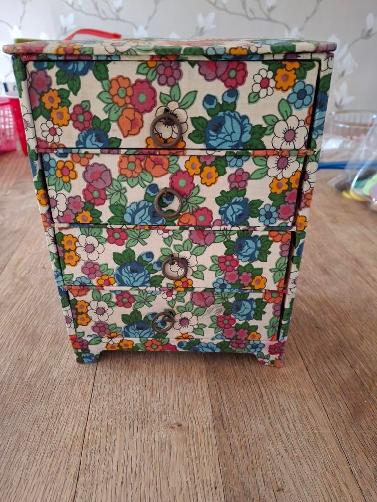 Brocante stoffen doos met lades, Ophalen of Verzenden