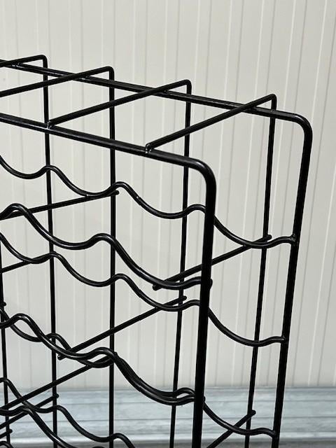 Vintage wijnrek draadstaal flessenrek retro wijnhouder zwart, Gebruikt, Ophalen of Verzenden, 25 flessen of meer, Onbekend