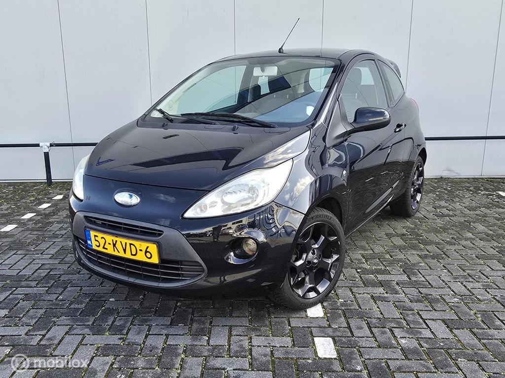 Ford Ka 1.2 Titanium apk 02-2027!, Auto's, Ford, Voorwielaandrijving, Stof, Gebruikt, 1242 cc
