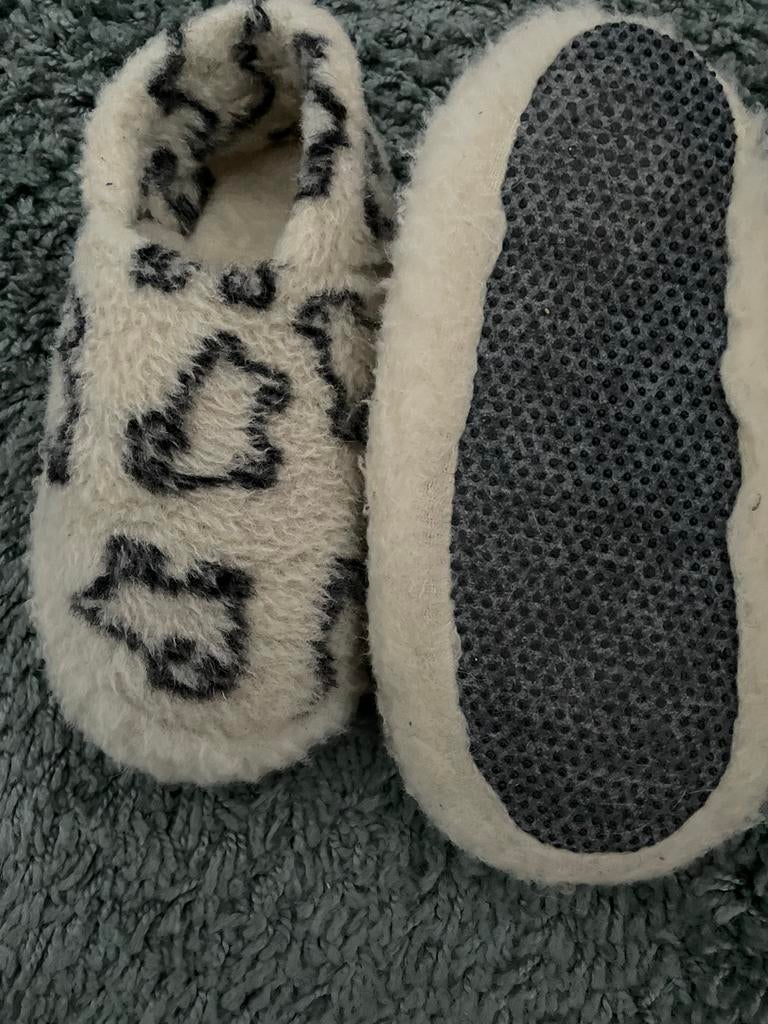 Zgan Texelse schapenwollen pantoffels mt 37, Ophalen of Verzenden, Zo goed als nieuw, Wit, Pantoffels of Sloffen