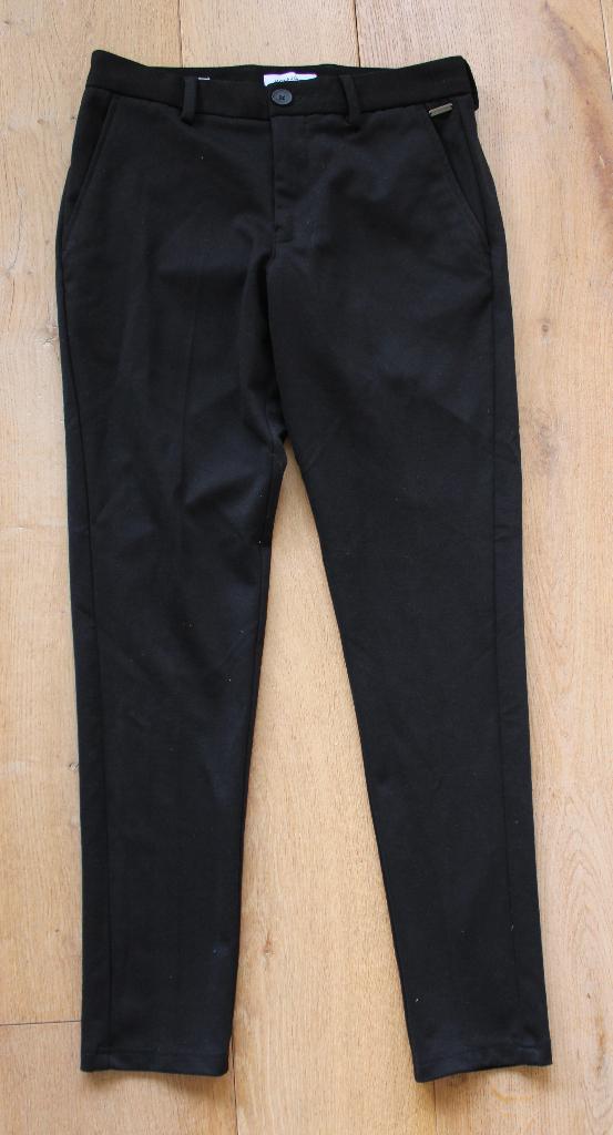 Slim fit chinobroek van Jack & Jones maat 29/30, Kleding | Heren, Broeken en Pantalons, Maat 48/50 (M), Zwart, Ophalen of Verzenden