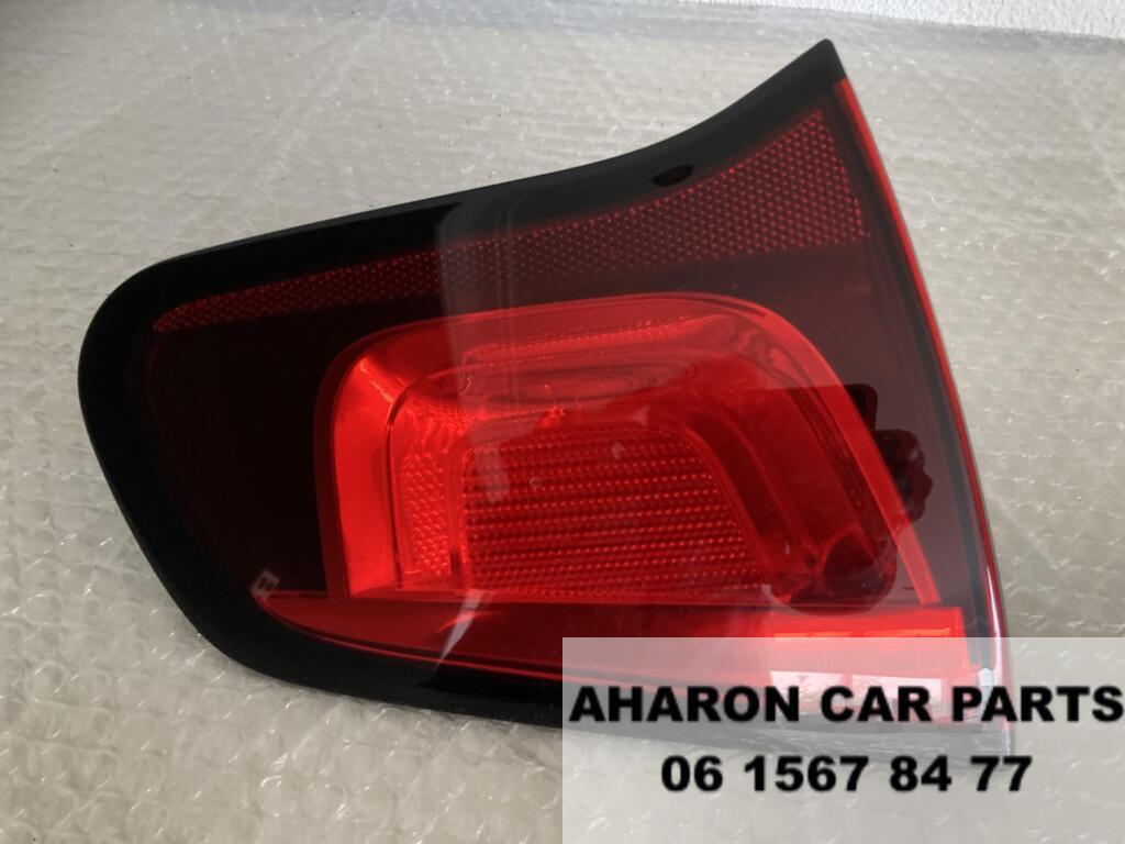 Citroën C3 MK2 Achterlicht Reflector 9685225580 Klep Links, Gebruikt, Ophalen of Verzenden