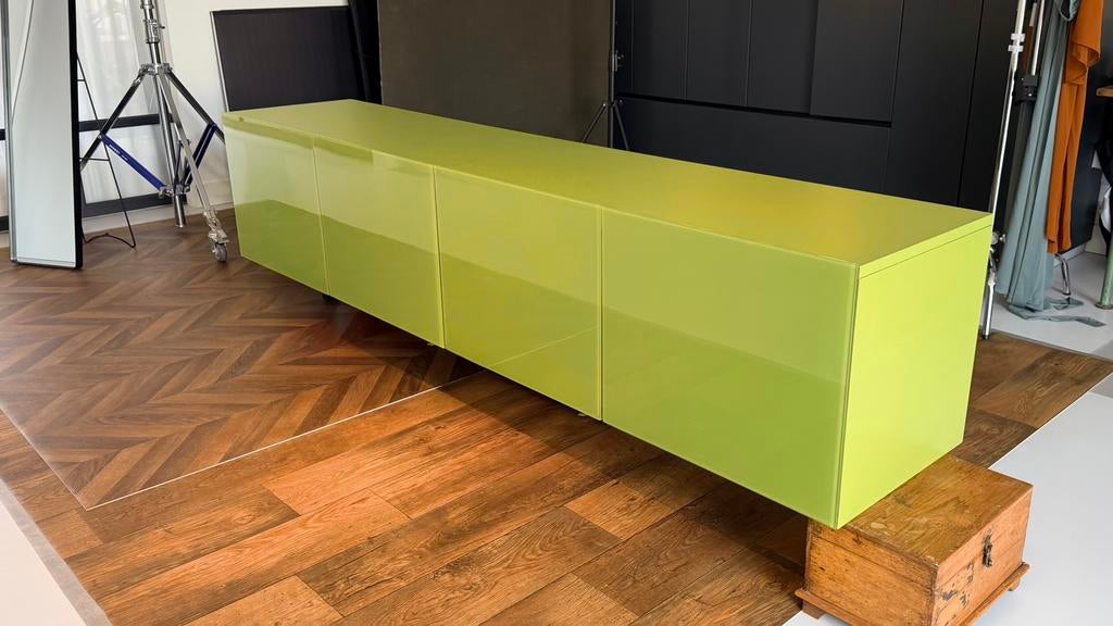 Design hangkast Lago – olijfgroen – zwevend dressoir, Ophalen, Met deur(en), 200 cm of meer, Modern