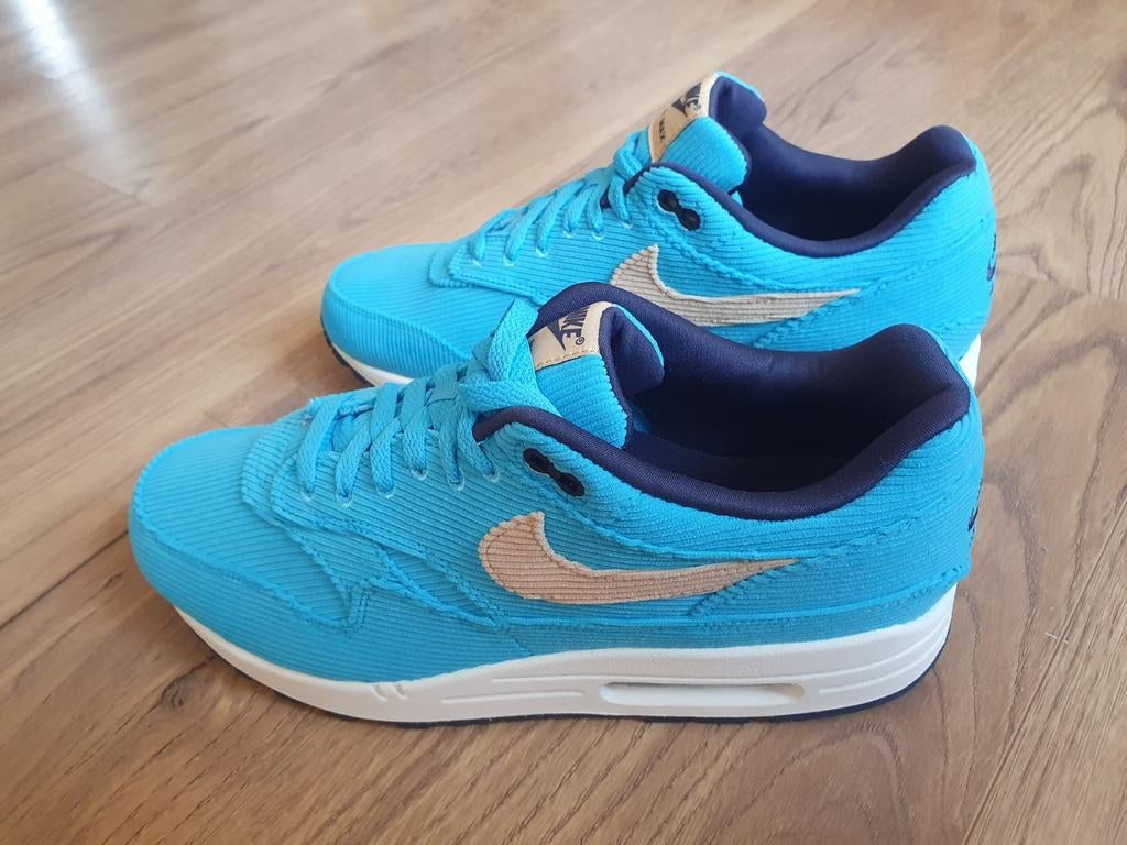 Nike Air Max 1 Corduroy Nieuw 45, Info@nike.com, Nieuw, Ophalen of Verzenden, Overige sporten