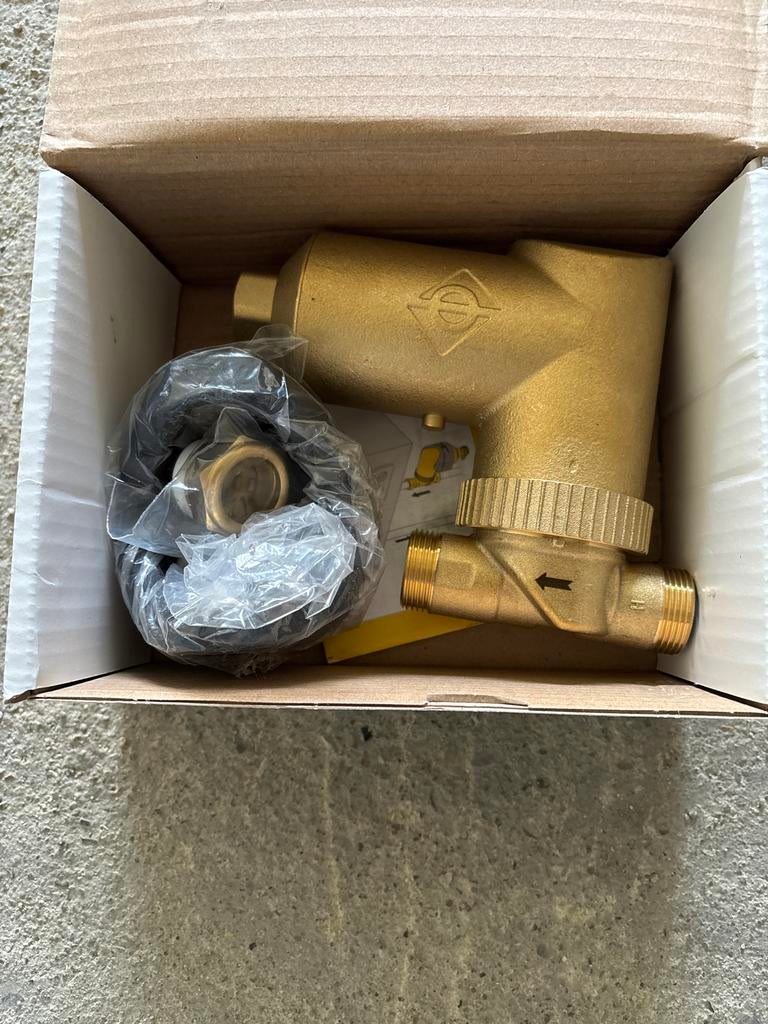 Spirotech vuilafscheider 22mm, Doe-het-zelf en Verbouw, Verwarming en Radiatoren, Nieuw, Overige typen, Minder dan 30 cm, Minder dan 60 cm