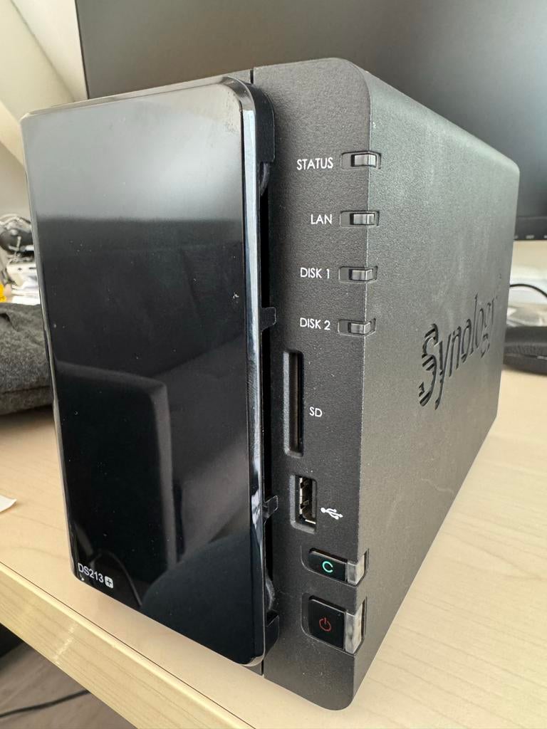 Synology DS213+ NAS met 2x 4TB Seagate Harddisks, Ophalen, Gebruikt