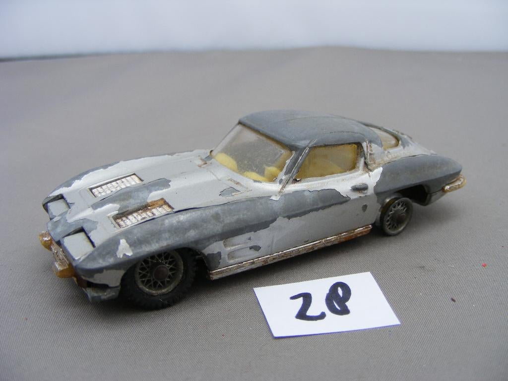 1963 chevrolet corvette corgi toys grijs (28) schade, Ophalen of Verzenden, Gebruikt, Auto, Corgi